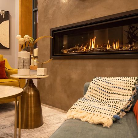 Alpenglow Lodge Studio With Park View By Mva Whistler Extérieur photo